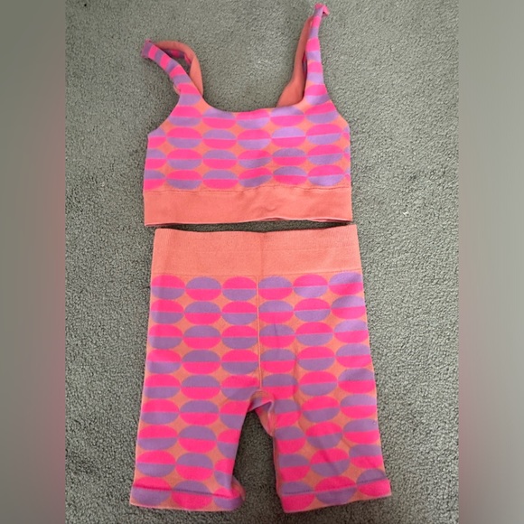 Fabletics Dottie Geo Seamless Set - Size XS - Picture 3 of 4